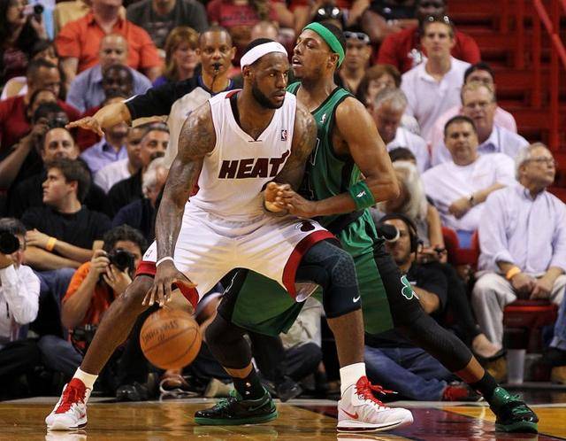 通过改变击 通过改变击